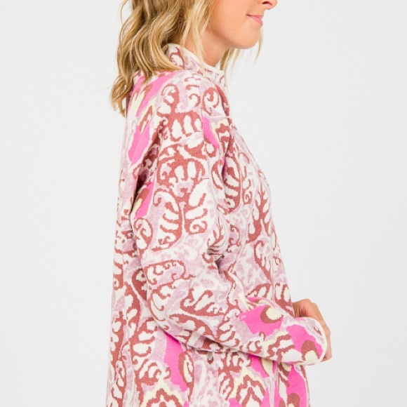 FATE Long sleeved Audrey Sweater size large - Picture 5 of 10